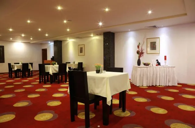 Hotel Restaurant Ramada Princess Casino Santo Domingo Republique Dominicaine